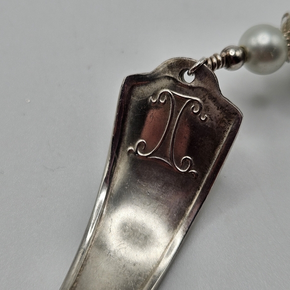 VINTAGE Lady Esther Silver-plate Upcycled Flatware Magnetic Close Bracelet - Picture 7 of 8